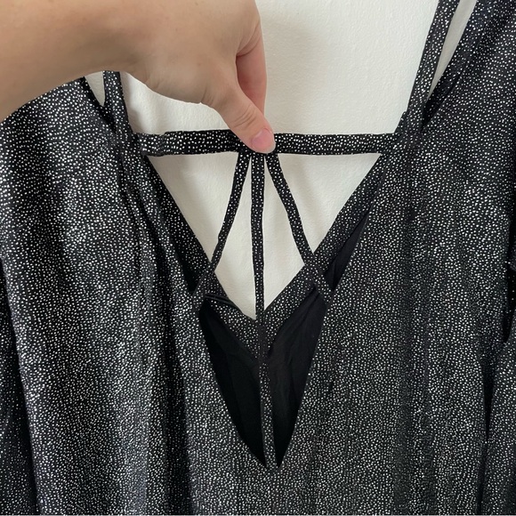 NWT Chaser/Revolve Glitter Long Sleeve Strappy Top 🖤✨ M - Picture 8 of 10